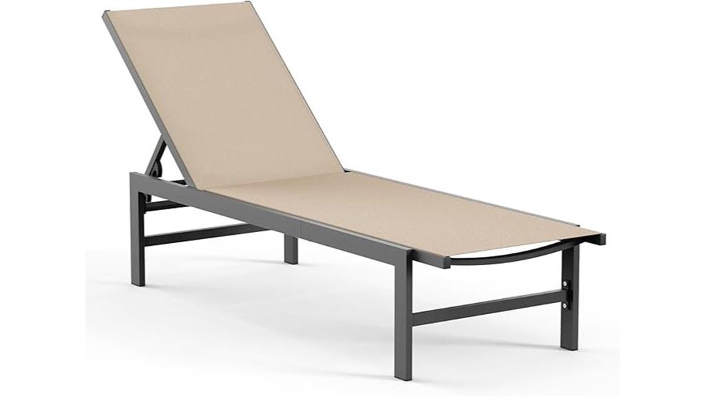 poolside outdoor lounge chairs
