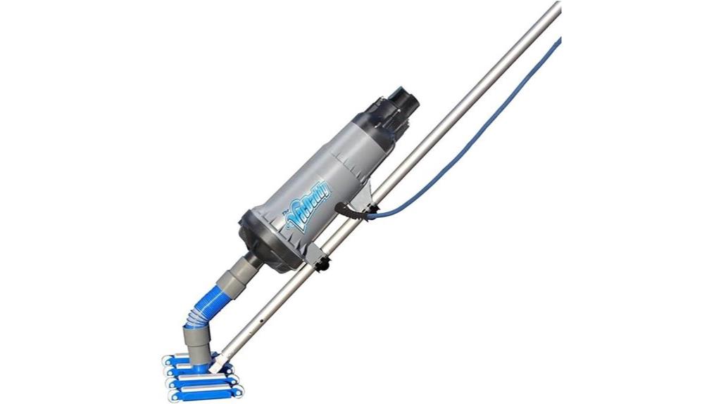 portable pool cleaning device