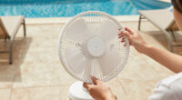 4 Best Poolside Fan For Hot Climates In 2026